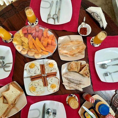 Hello Kandy Homestay Eksteriør billede