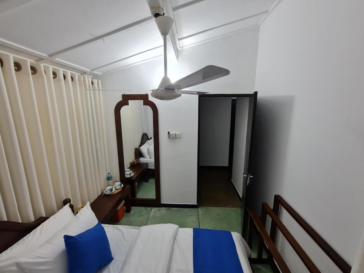Hello Kandy Homestay Eksteriør billede