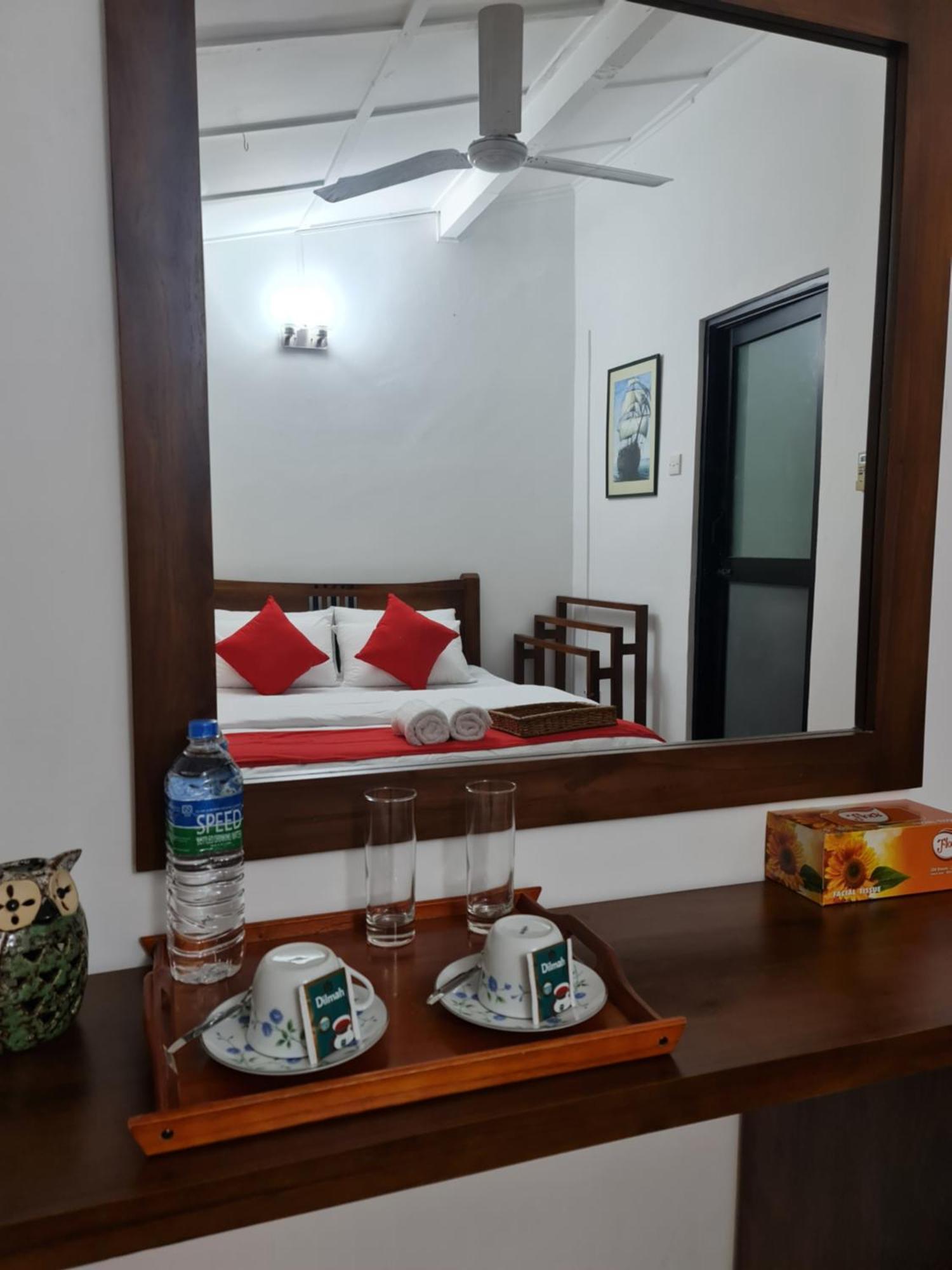 Hello Kandy Homestay Eksteriør billede