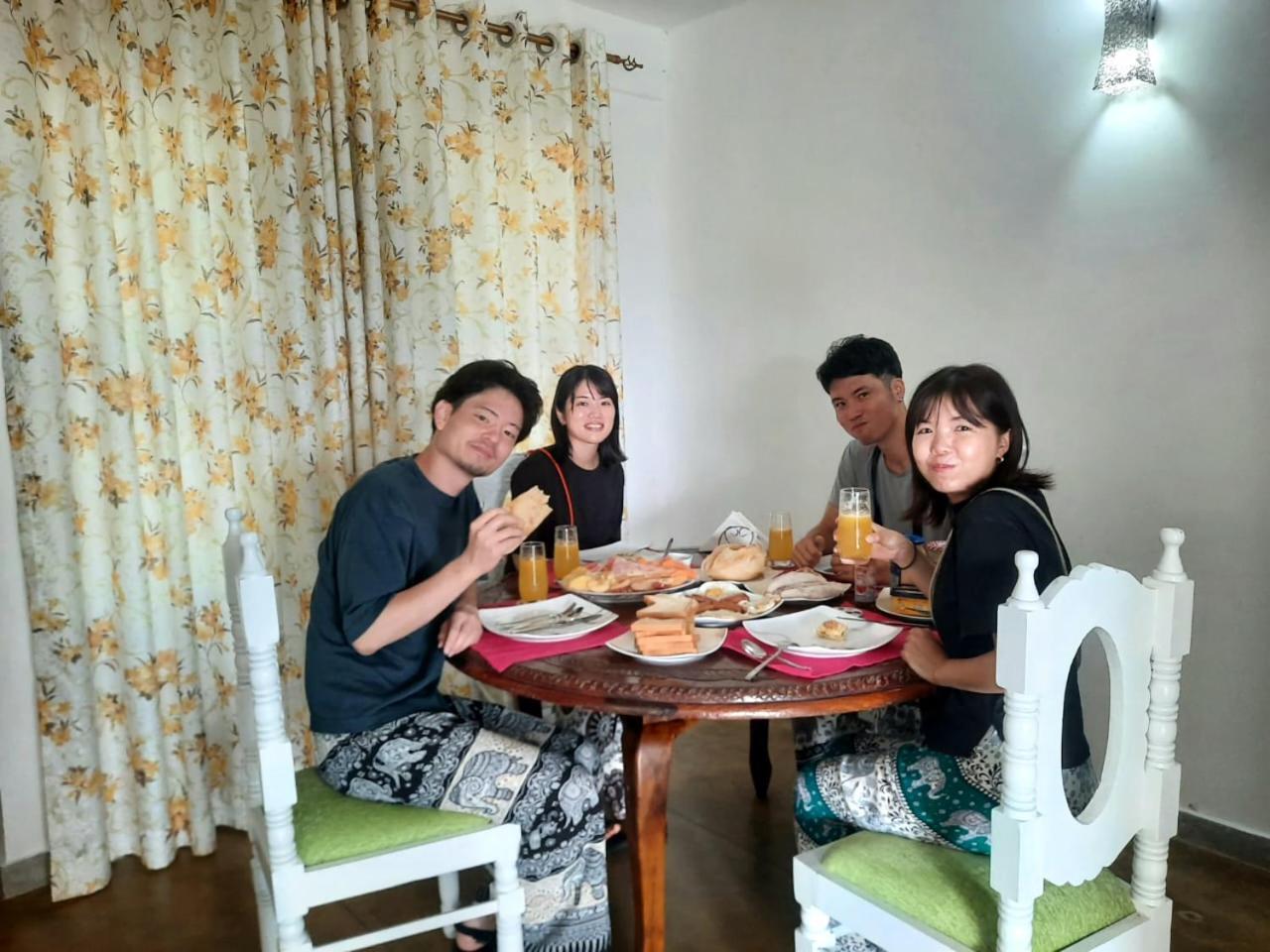 Hello Kandy Homestay Eksteriør billede